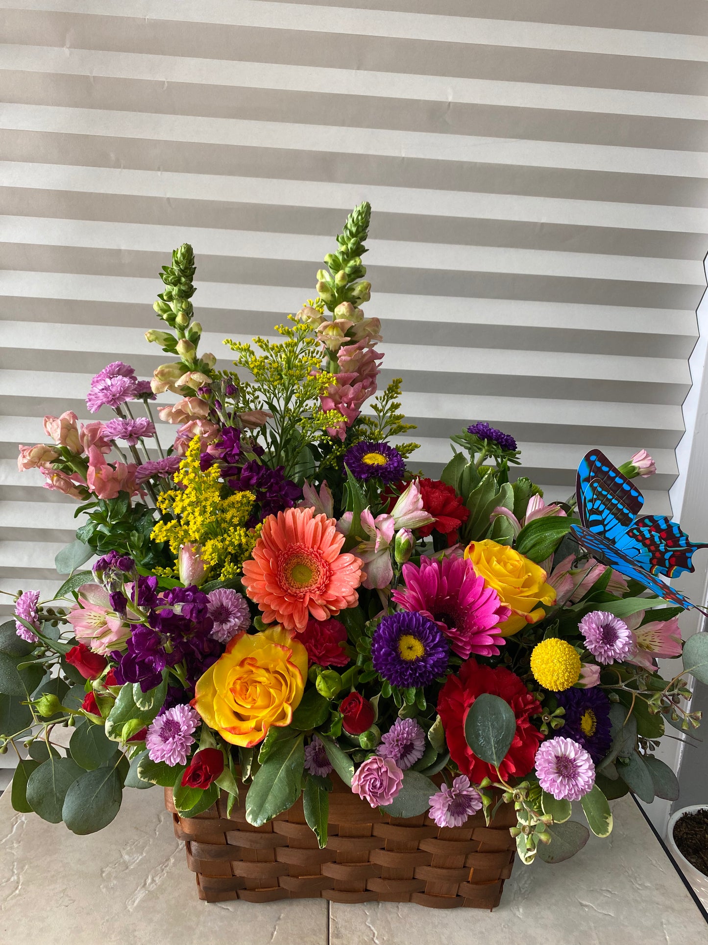 Sunny Garden Basket